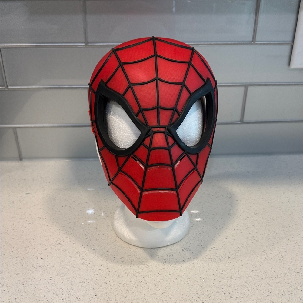 SpiderMan Mask